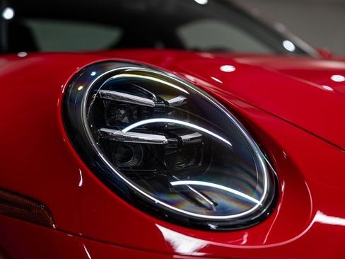 Used 2025 Porsche 911 Carrera image 14