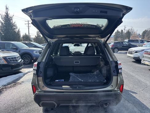 Used 2025 Subaru Forester Limited w/ Protection Package (1PH) image 9