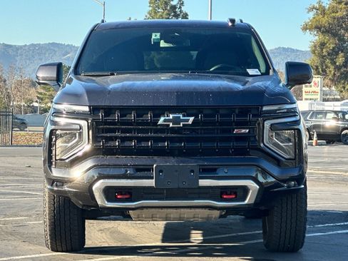 Certified 2025 Chevrolet Tahoe Z71 image 6