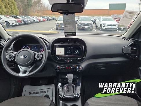 Used 2020 Kia Soul EX image 10