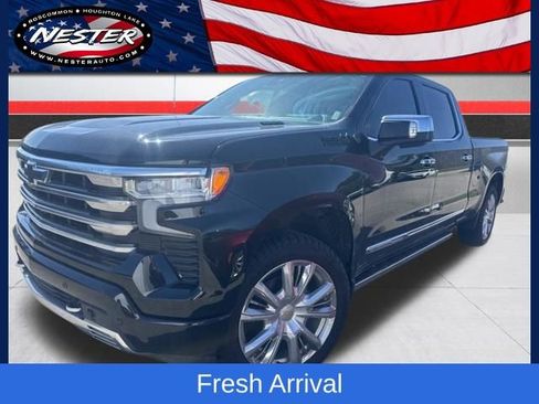 Used 2023 Chevrolet Silverado 1500 High Country w/ High Country Premium Package AWD/4WD image 1