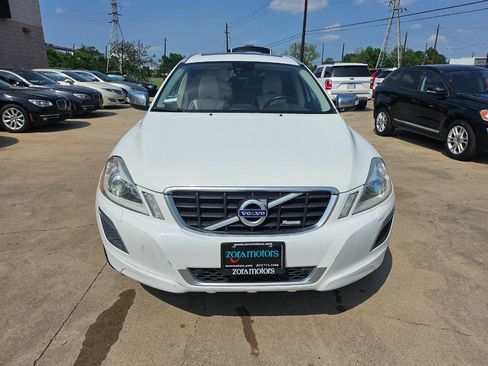 Used 2011 Volvo XC60 3.2 R-Design image 2