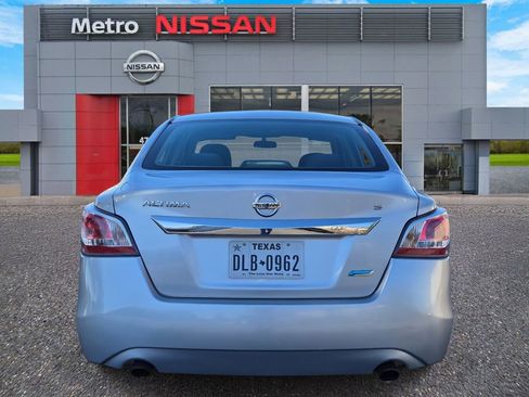 Used 2014 Nissan Altima 2.5 S image 5