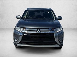 Used 2017 Mitsubishi Outlander SEL video 2