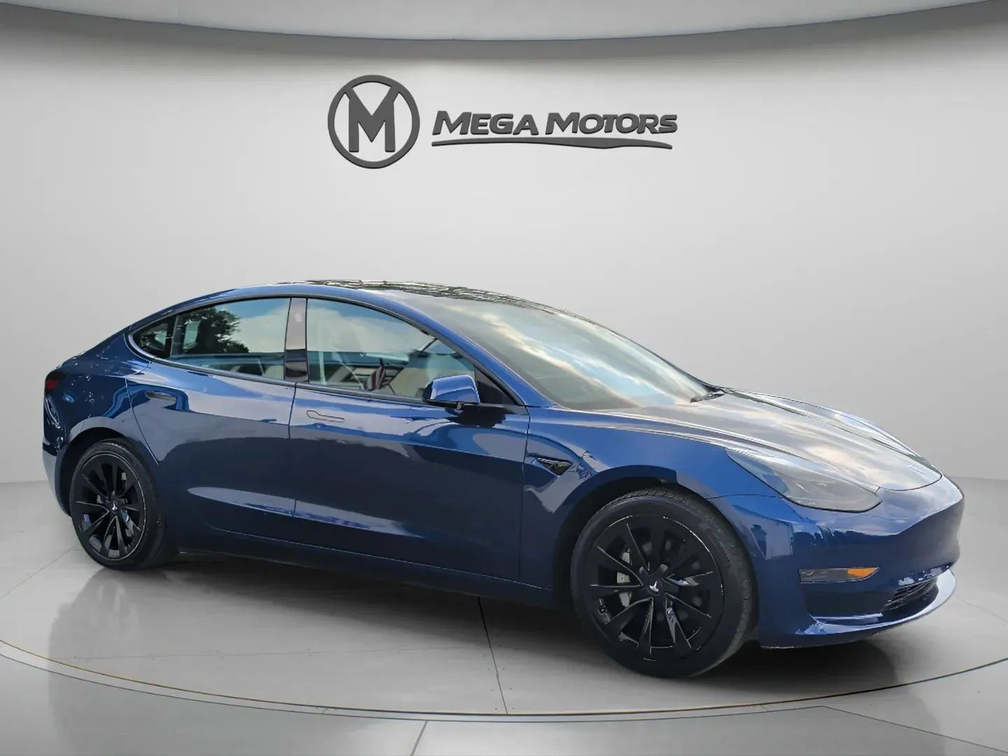 Used 2022 Tesla Model 3 Standard Range RWD image 10