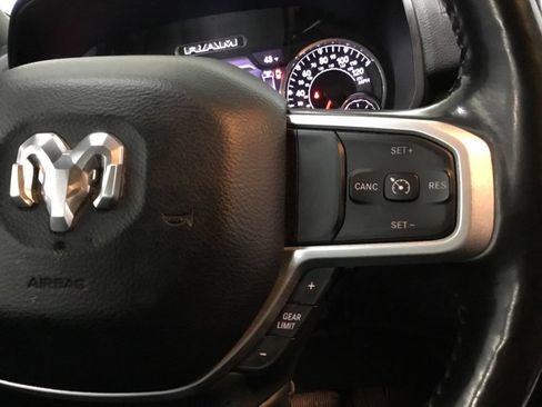 Used 2020 RAM 1500 Big Horn AWD/4WD image 40