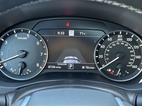 Used 2025 INFINITI QX55 Essential AWD/4WD image 25