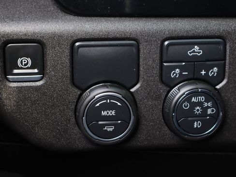 Used 2025 Chevrolet Silverado 1500 RST w/ All Star Edition Plus RWD image 21