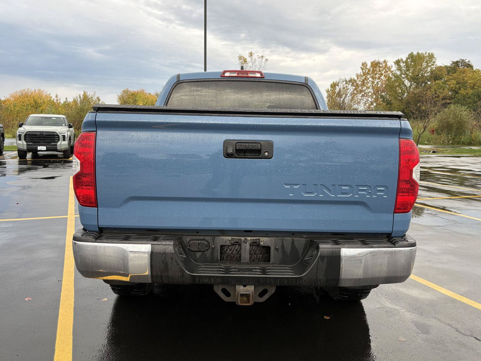 Used 2021 Toyota Tundra SR5 w/ TRD Off-Road Package AWD/4WD image 12