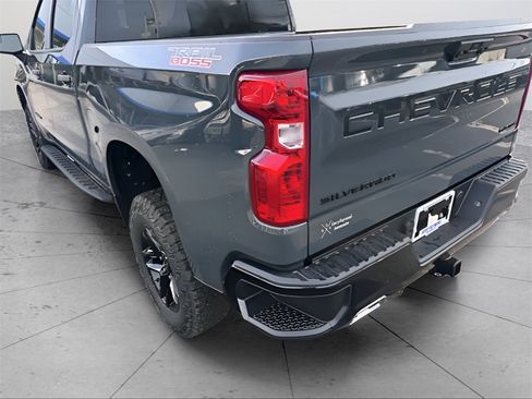 New 2026 Chevrolet Silverado 1500 Custom Trail Boss w/ LPO, Dark Essentials Package image 9