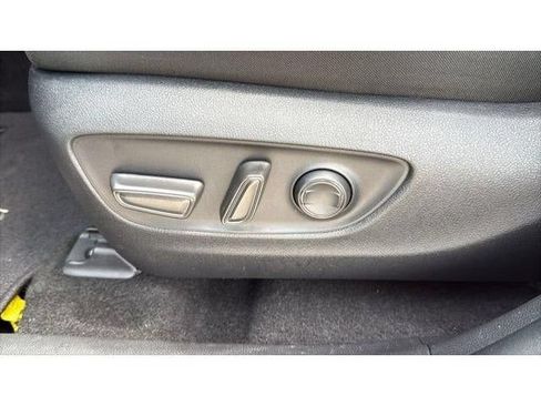 Certified 2022 Toyota RAV4 XLE AWD/4WD image 11