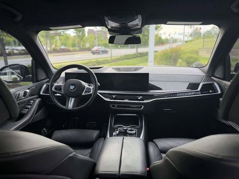Used 2024 BMW X7 xDrive40i w/ Executive Package AWD/4WD image 10