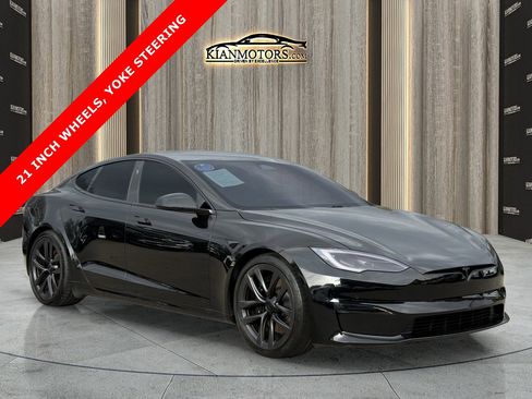 Used 2022 Tesla Model S image 1