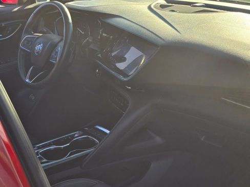 Used 2023 Buick Envision Essence image 8