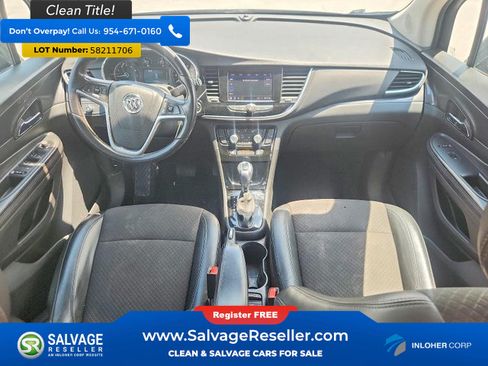 Used 2021 Buick Encore Preferred AWD/4WD image 11