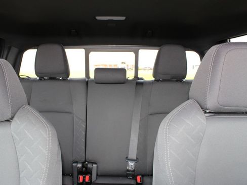 Used 2024 Toyota Tacoma SR5 AWD/4WD image 14
