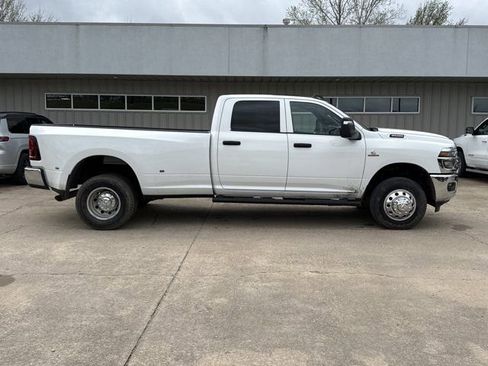New 2026 RAM 3500 Tradesman image 2