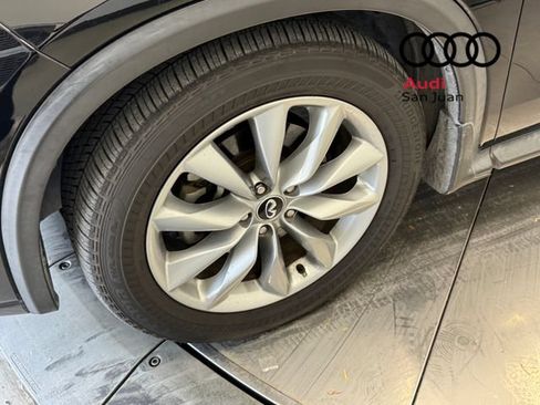 Used 2019 INFINITI QX50 Luxe w/ Navigation Package FWD image 5