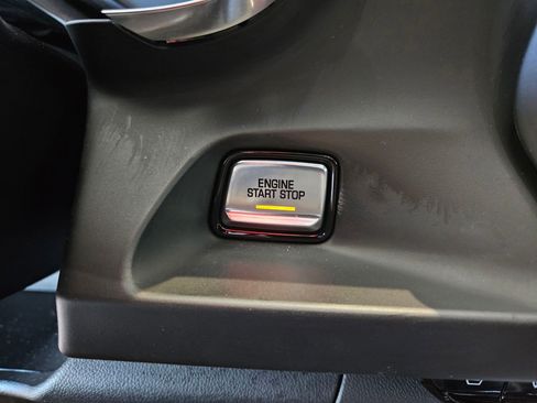 Used 2019 Chevrolet Camaro ZL1 image 20