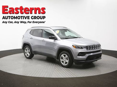 Used 2024 Jeep Compass Latitude AWD/4WD image 45