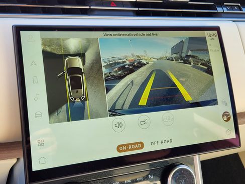 Used 2023 Land Rover Range Rover SE image 24