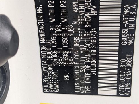 Used 2015 Toyota Highlander XLE image 22