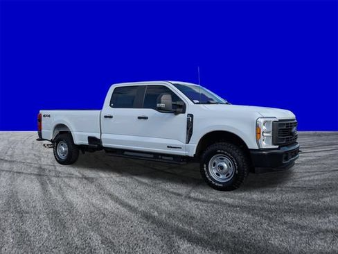Certified 2023 Ford F350 XL w/ 360-Degree Camera Package AWD/4WD image 2