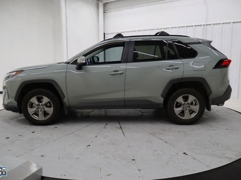 Used 2023 Toyota RAV4 XLE w/ Convenience Package image 9