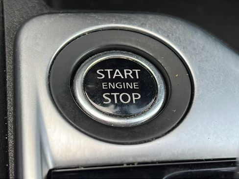 Used 2021 Nissan Sentra SV FWD image 22