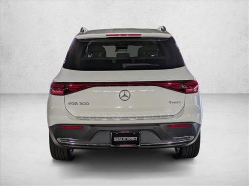 New 2025 Mercedes-Benz EQB 300 4MATIC image 8