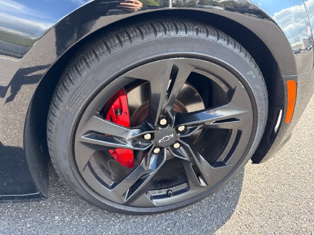 Used 2021 Chevrolet Camaro SS RWD image 11