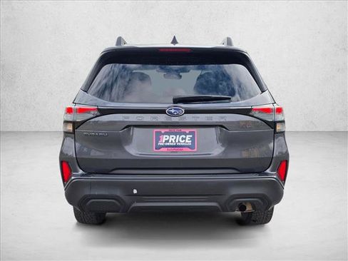 Used 2025 Subaru Forester Premium w/ Convenience Package #1 AWD/4WD image 4