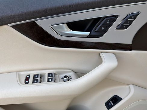 Used 2019 Audi Q7 2.0T Premium Plus w/ Premium Plus Package image 12