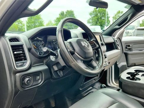 Used 2021 RAM 3500 Tradesman w/ Chrome Appearance Group AWD/4WD image 17