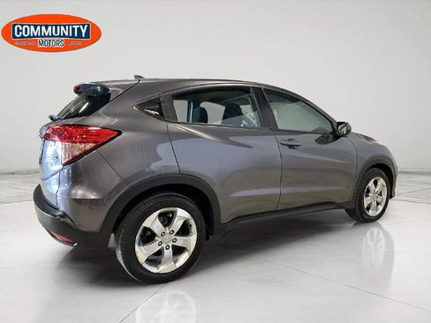 Used 2016 Honda HR-V LX image 8