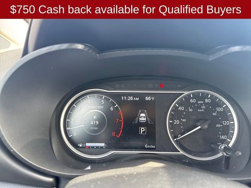 New 2025 Nissan Versa SR w/ Trunk Package image 15