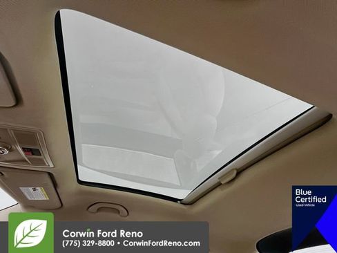 Used 2018 Volkswagen Beetle 2.0T SE w/ SE Premium Package image 27