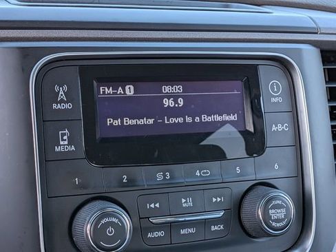 Used 2014 RAM 1500 Express image 19