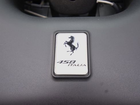 Used 2014 Ferrari 458 Italia Coupe image 30