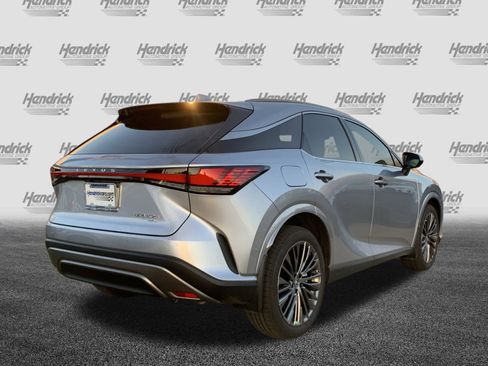 Used 2025 Lexus RX 450h AWD w/ Luxury Package image 10