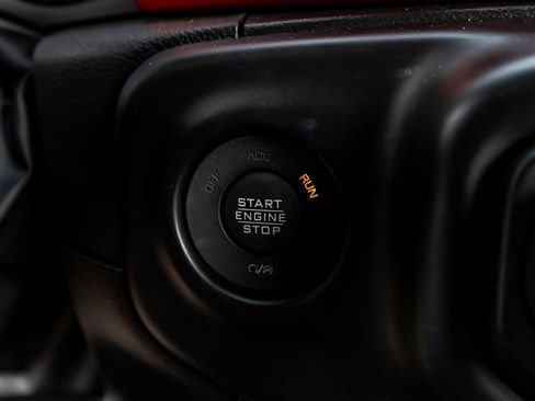 Used 2022 Jeep Wrangler Rubicon AWD/4WD image 22