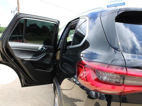Used 2019 BMW X5 xDrive40i w/ Convenience Package AWD/4WD image 35