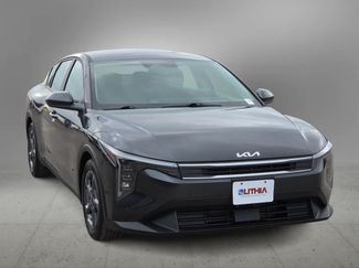 Used 2025 Kia K4 FWD video 3