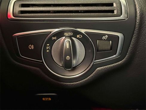 Certified 2021 Mercedes-Benz C 300 4MATIC Sedan image 19