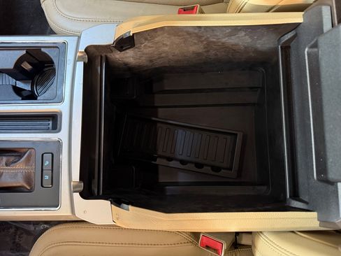 Used 2018 Ford F150 Lariat w/ Equipment Group 502A Luxury image 36