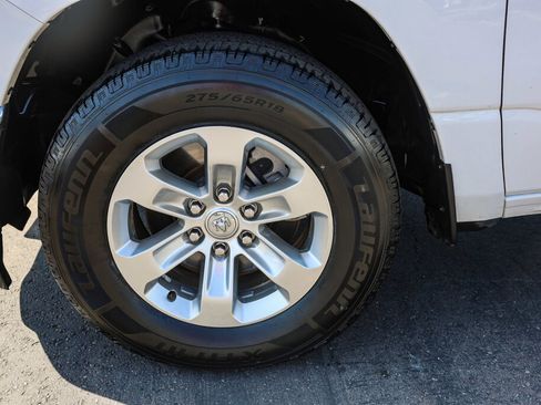 Used 2024 RAM 1500 Laramie image 27