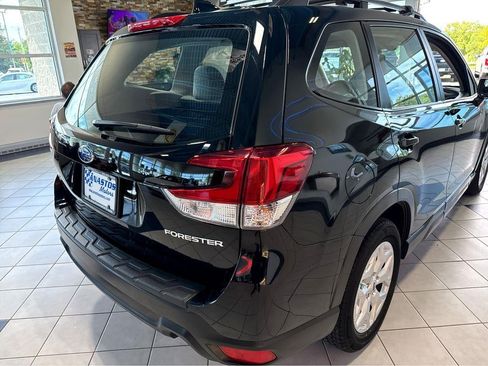 Used 2021 Subaru Forester AWD/4WD image 13