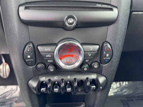 Used 2011 MINI Cooper S FWD image 22