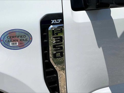Used 2024 Ford F350 XLT w/ XLT Value Package AWD/4WD image 15