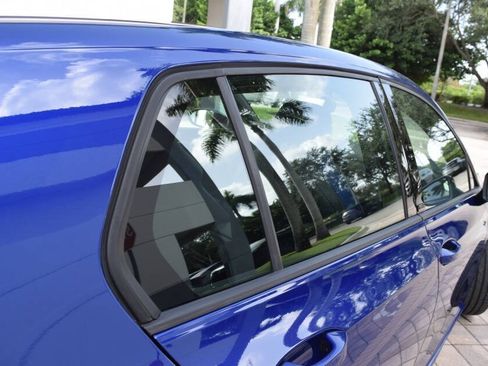 Used 2025 Volkswagen Golf R Black Edition AWD/4WD image 31